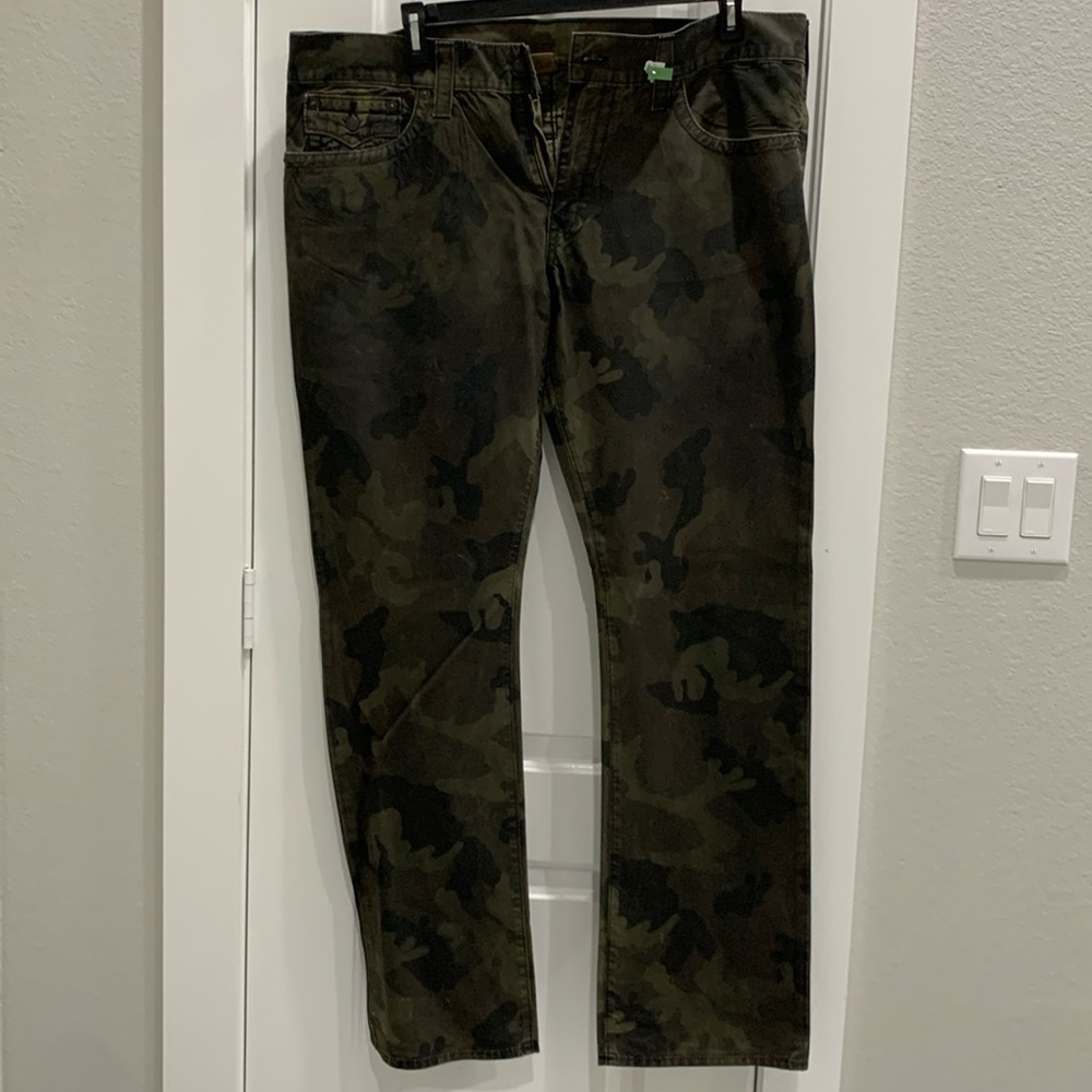 Preowned True Religion Jeans